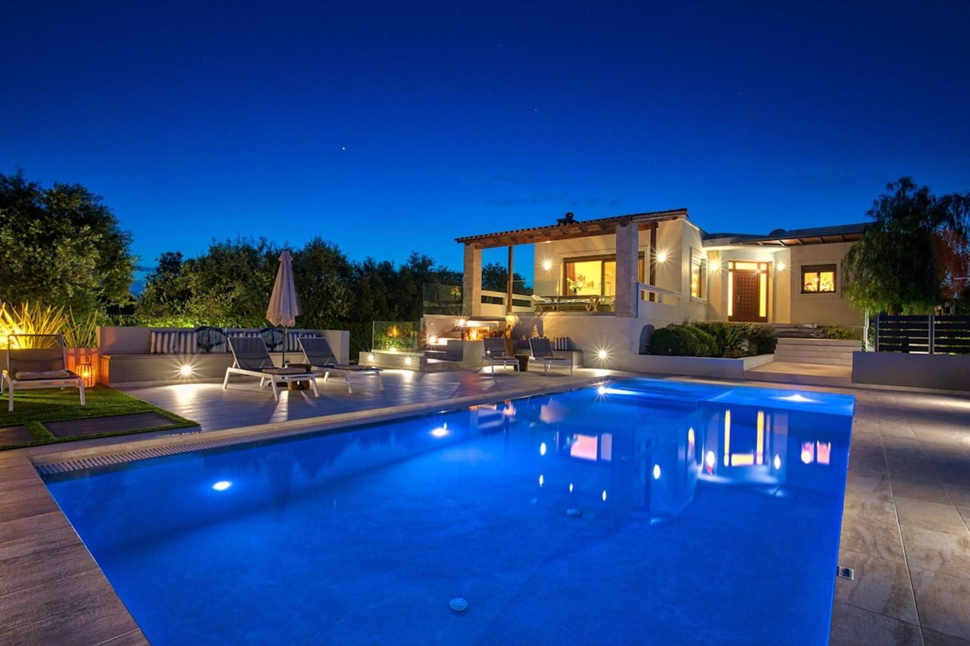 Villa Ampelaki - Premium Villa With Heated Pool Kounoupidhianá 外观 照片